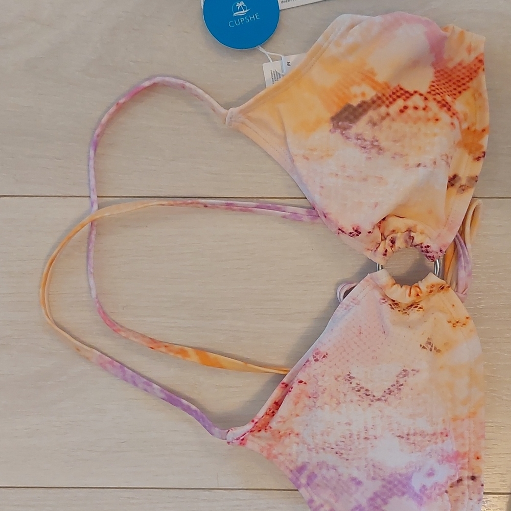 NWT Cupshe Viper Room Front Ring Bikini M - Picture 2 of 8